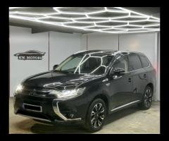 Mitsubishi Outlander STUNNING MITSUBISHI OUTLANDER 2.0 PHEV GX4H, ONLY 2 FORMER KEEPER, FULL MAIN DE - 7