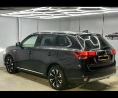 Mitsubishi Outlander STUNNING MITSUBISHI OUTLANDER 2.0 PHEV GX4H, ONLY 2 FORMER KEEPER, FULL MAIN DE - 17