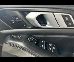 BMW X5 STUNNING BMW X5 30D M SPORT AUTO X DRIVE WITH FULL GLOSS BLACK M PERFORMANCE BODYKIT FULLY HP - 25