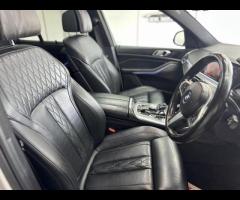 BMW X5 STUNNING BMW X5 30D M SPORT AUTO X DRIVE WITH FULL GLOSS BLACK M PERFORMANCE BODYKIT FULLY HP - 28