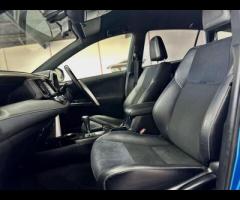 Toyota RAV4 We are offering this feature-rich 2016 Toyota RAV4 2.2 D-CAT Invincible SUV 5dr Diesel A - 20