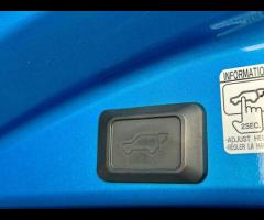 Toyota RAV4 We are offering this feature-rich 2016 Toyota RAV4 2.2 D-CAT Invincible SUV 5dr Diesel A - 41