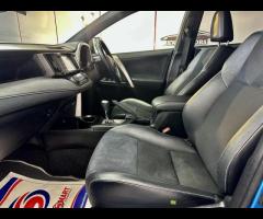 Toyota RAV4 We are offering this feature-rich 2016 Toyota RAV4 2.2 D-CAT Invincible SUV 5dr Diesel A - 43