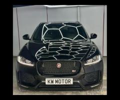 Jaguar F-PACE STUNNING JAGUAR F-PACE 3.0 D300 V6 S SPORT AWD TOP OF THE RANGE FULLY LOADED SPEC BLAC - 5