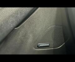 Jaguar F-PACE STUNNING JAGUAR F-PACE 3.0 D300 V6 S SPORT AWD TOP OF THE RANGE FULLY LOADED SPEC BLAC - 31