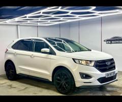 Ford Edge Boasting a full service history and a clear vehicle history check, this 2016 Ford Edge TDC