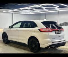 Ford Edge Boasting a full service history and a clear vehicle history check, this 2016 Ford Edge TDC - 17