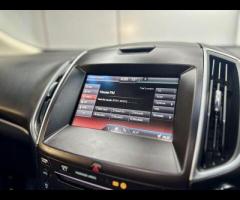 Ford Edge Boasting a full service history and a clear vehicle history check, this 2016 Ford Edge TDC - 38