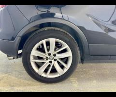 Vauxhall Mokka X This 2017 Vauxhall Mokka X i Turbo Design Nav boasts exceptionally low mileage for - 43