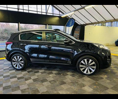 KIA Sportage 2.0 Sportage First Edition CRDi Auto 4WD 5dr - 3