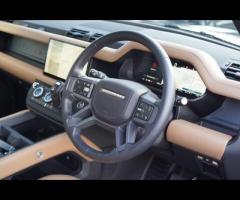 Land Rover Defender 110 Stunning MY25 Defender 110 D350 X-Dynamic HSE Finished In Santorini Black Wi - 9