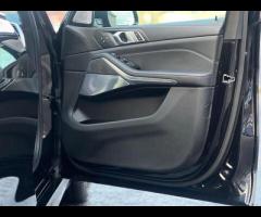 BMW X5 Stunning X5 M50d Finished In Black Sapphire With Black Vernasca Leather. Extensive Spec Inc: - 11