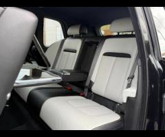 Rolls-Royce Cullinan Stunning Cullinan Black Badge Finished In Diamond Black With Black/White Interi - 15