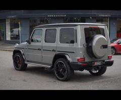 Mercedes-Benz G Class Stunning G63 AMG Finished In MANUFAKTUR Classic Grey With Bengal Red and Black - 12