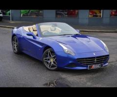 Ferrari California Stunning California T Finished in Special Order Blu Elettrico With Crema Leather. - 19