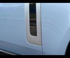 Land Rover Range Rover Stunning SV P530 LWB Finished In Ionian Silver With Perlino Leather. Fantasti - 59