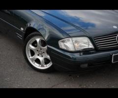 Mercedes-Benz SL Stunning and Rare SL320 Designo Heritage Limited Edition 1 of 50. Finished In Desig - 42