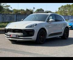 Porsche Macan Stunning Macan GTS PDK Finished In Crayon With Two Tone Leather Interior. Power Steeri - 8