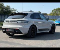 Porsche Macan Stunning Macan GTS PDK Finished In Crayon With Two Tone Leather Interior. Power Steeri - 12