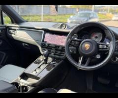 Porsche Macan Stunning Macan GTS PDK Finished In Crayon With Two Tone Leather Interior. Power Steeri - 18