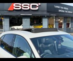 Porsche Macan Stunning Macan GTS PDK Finished In Crayon With Two Tone Leather Interior. Power Steeri - 34