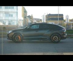 Lamborghini Urus Stunning URUS S Finished In Nero Hele With Nero Ade and Arancio Leonis Alcantara Pe - 8