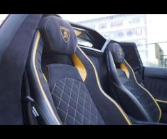 Lamborghini Aventador This 2018 Lamborghini Aventador V12 LP 740-4 S boasts exceptionally low mileag - 3