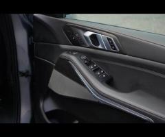 BMW X5 Stunning X5 30d M Sport Finished In Skyscraper Grey Metallic With Black Black Diamond Quilted - 15