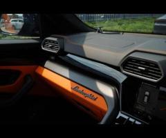 Lamborghini Urus Stunning Urus S Finished In Ad Personam Green With Nero Ade/Arancio Leonis Leather. - 27