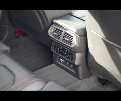 Lamborghini Urus Stunning Urus S Finished In Nero Helene With Nero Ade and Rosso Alala Bicolor Sport - 28