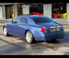 Rolls-Royce Ghost Stunning Ghost Finished In Metropolitan Blue With Dark Brown Leather. Fantastic Sp - 8
