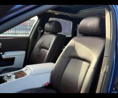 Rolls-Royce Ghost Stunning Ghost Finished In Metropolitan Blue With Dark Brown Leather. Fantastic Sp - 12