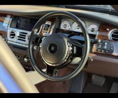 Rolls-Royce Ghost Stunning Ghost Finished In Metropolitan Blue With Dark Brown Leather. Fantastic Sp - 15