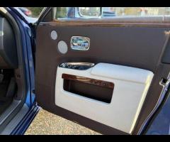 Rolls-Royce Ghost Stunning Ghost Finished In Metropolitan Blue With Dark Brown Leather. Fantastic Sp - 32