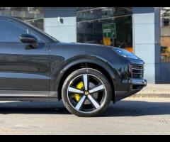 Porsche Cayenne Stunning Facelift Cayenne Coupe Finished In Chromite Black Metallic With Black Leath - 39