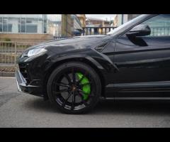Lamborghini Urus Stunning MY25 Urus S Finished In Nero Helene With Nero Ade/Verde Faunus Sportivo Bi - 24