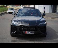Lamborghini Urus Stunning All New Urus SE Finished Nero Helene Metallic With Nero Ade/Rosso Alala Bi - 6