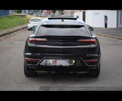 Lamborghini Urus Stunning All New Urus SE Finished Nero Helene Metallic With Nero Ade/Rosso Alala Bi - 10