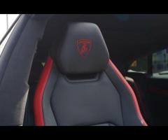 Lamborghini Urus Stunning All New Urus SE Finished Nero Helene Metallic With Nero Ade/Rosso Alala Bi - 14