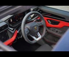 Lamborghini Urus Stunning All New Urus SE Finished Nero Helene Metallic With Nero Ade/Rosso Alala Bi - 20