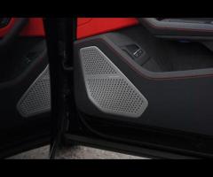 Lamborghini Urus Stunning All New Urus SE Finished Nero Helene Metallic With Nero Ade/Rosso Alala Bi - 30