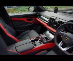 Lamborghini Urus Stunning All New Urus SE Finished Nero Helene Metallic With Nero Ade/Rosso Alala Bi - 40