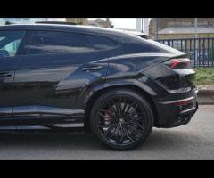 Lamborghini Urus Stunning All New Urus SE Finished Nero Helene Metallic With Nero Ade/Rosso Alala Bi - 48