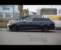 Audi RS6 Avant Stunning RS6 Performance Finished In Panther Black Crystal Paint With Black Honeycomb - 8
