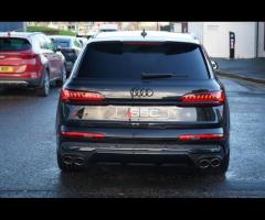 Audi SQ7 Stunning SQ7 V8 Petrol Black Edition Finished In Black Metallic With Crimson Red Diamond Qu - 10