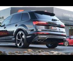 Audi SQ7 Stunning SQ7 V8 Petrol Black Edition Finished In Black Metallic With Crimson Red Diamond Qu - 12