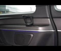 Mercedes-Benz V Class Stunning All New MY24 V Class V300d Premium Extra Long Finished In Obsidian Bl - 11