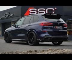 BMW X5 This 2021 BMW X5 30d M Sport offers a compelling blend of performance and practicality, boast - 2