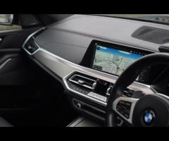 BMW X5 This 2021 BMW X5 30d M Sport offers a compelling blend of performance and practicality, boast - 15