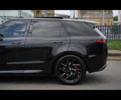 Land Rover Range Rover Sport Stunning Range Rover Sport Autobiography D350 Finished In Santorini Bla - 33